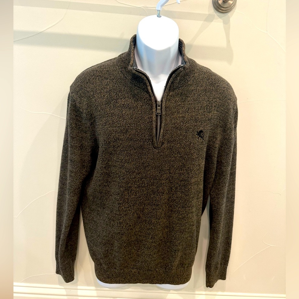 Express Men’s Pullover with Quarter zip - size Large
